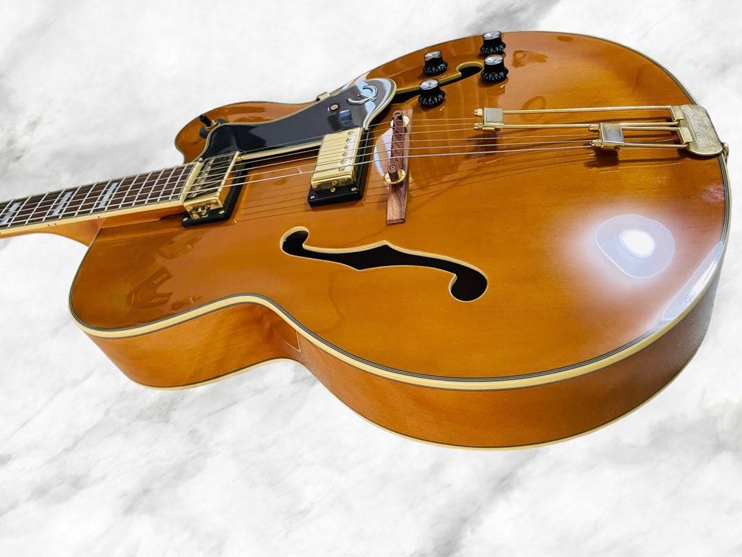(新品同様) Epiphone Broadway フルアコ ナチュラル色