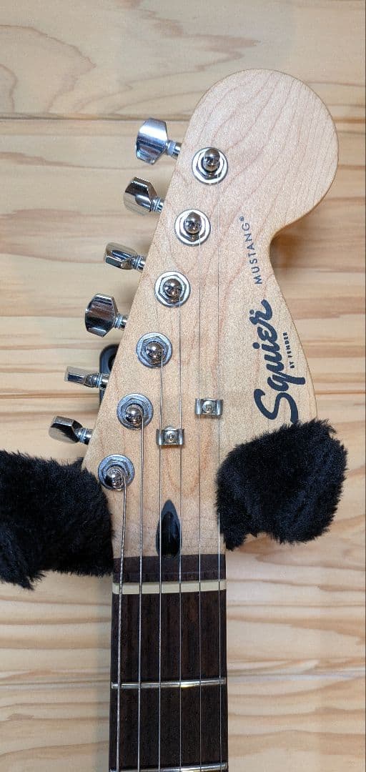 Squier Mustang　スクワイヤ　ムスタング
