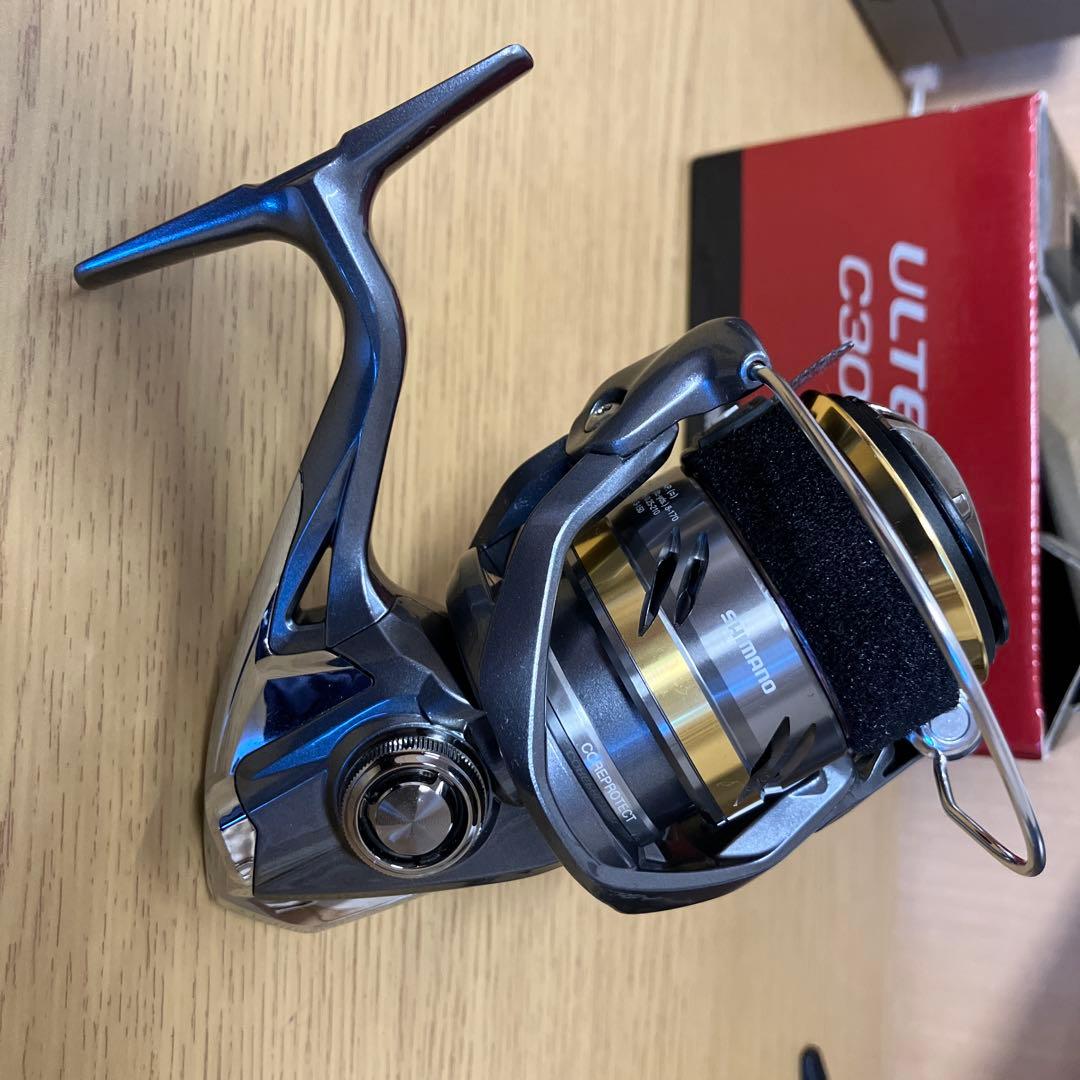 SHIMANO ULTEGRA C3000HG リール
