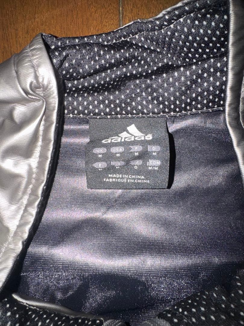 アディダス ウィドブレーカー 上下 ダークシルバー