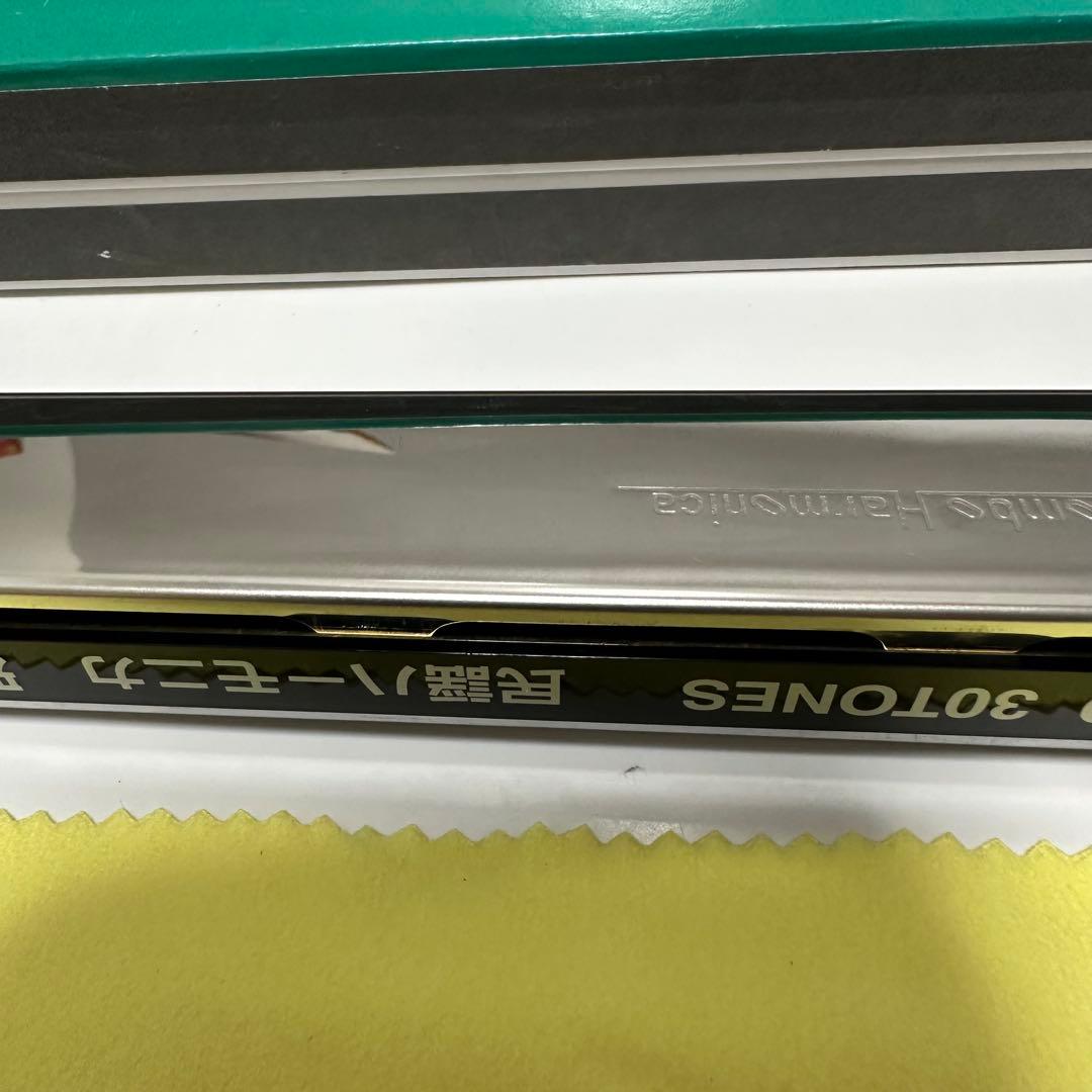 美品 TOMBO民謡ハーモニカ”雅音” 複音30穴 No.3330