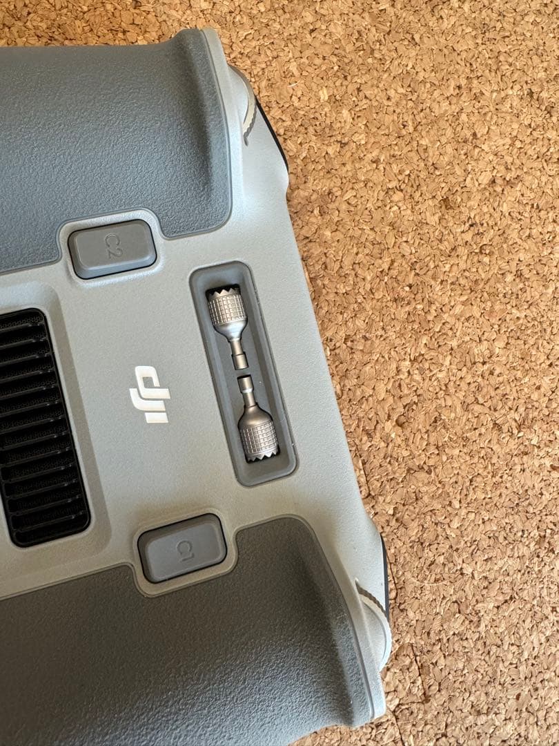 DJI Mini 3 Pro ドローン　(DJI RC付属)