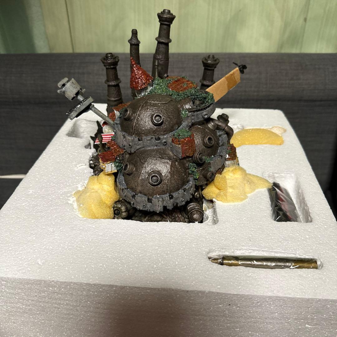 ハウルの動く城　ジオラマ　フィギュア　スタジオジブリ