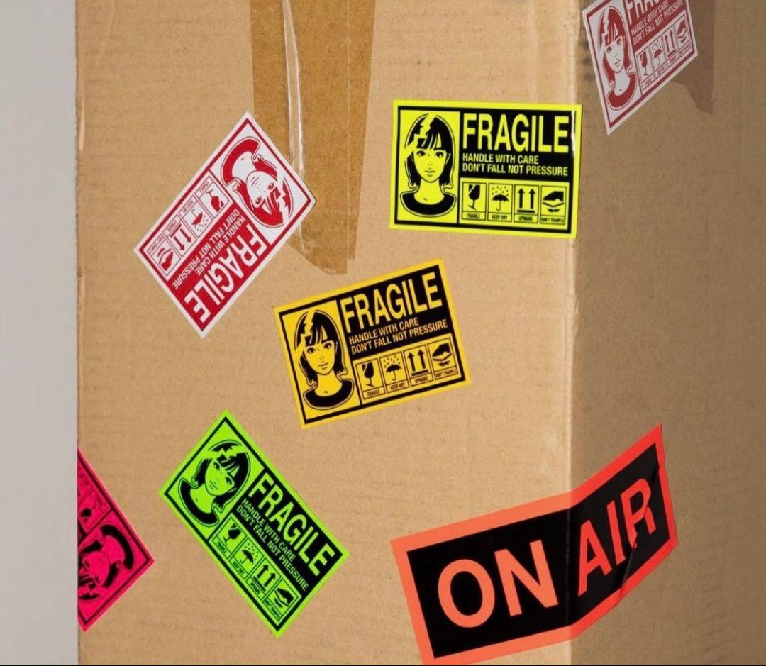 非売品 KYNE FRAGILE ステッカー　キネ　ON AIR FRAGILE
