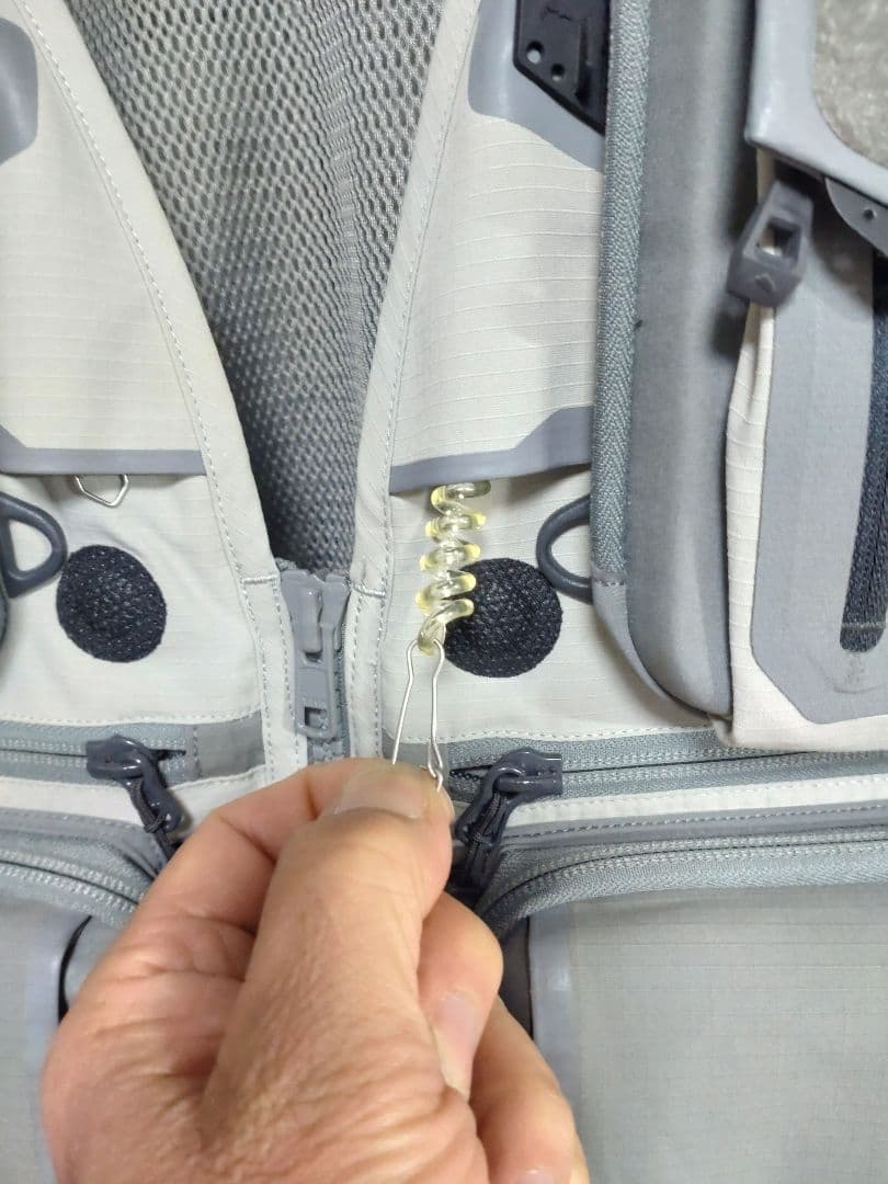 SIMMS フィッシングガイドベスト