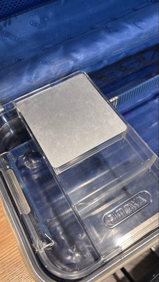 RIMOWA ビューティーケース　トラベル