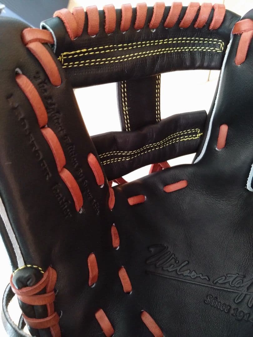 Wilson ウィルソン WBW101053 硬式内野手右投げ用　ブラックSS
