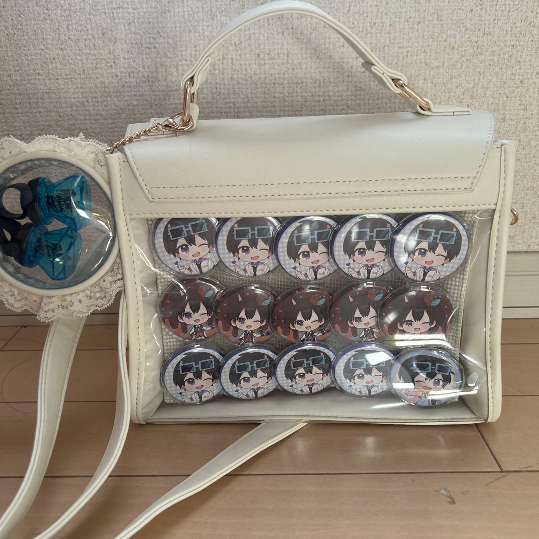 ポケカメン　缶バッジ　リングライト