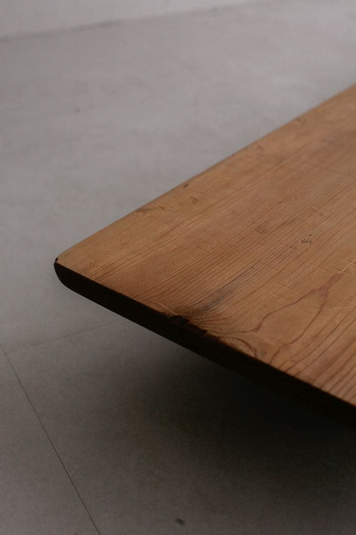 裁ち台　展示台　飾り棚　杉材　古材　無垢材　ローボード　店舗什器　古家具　古道具