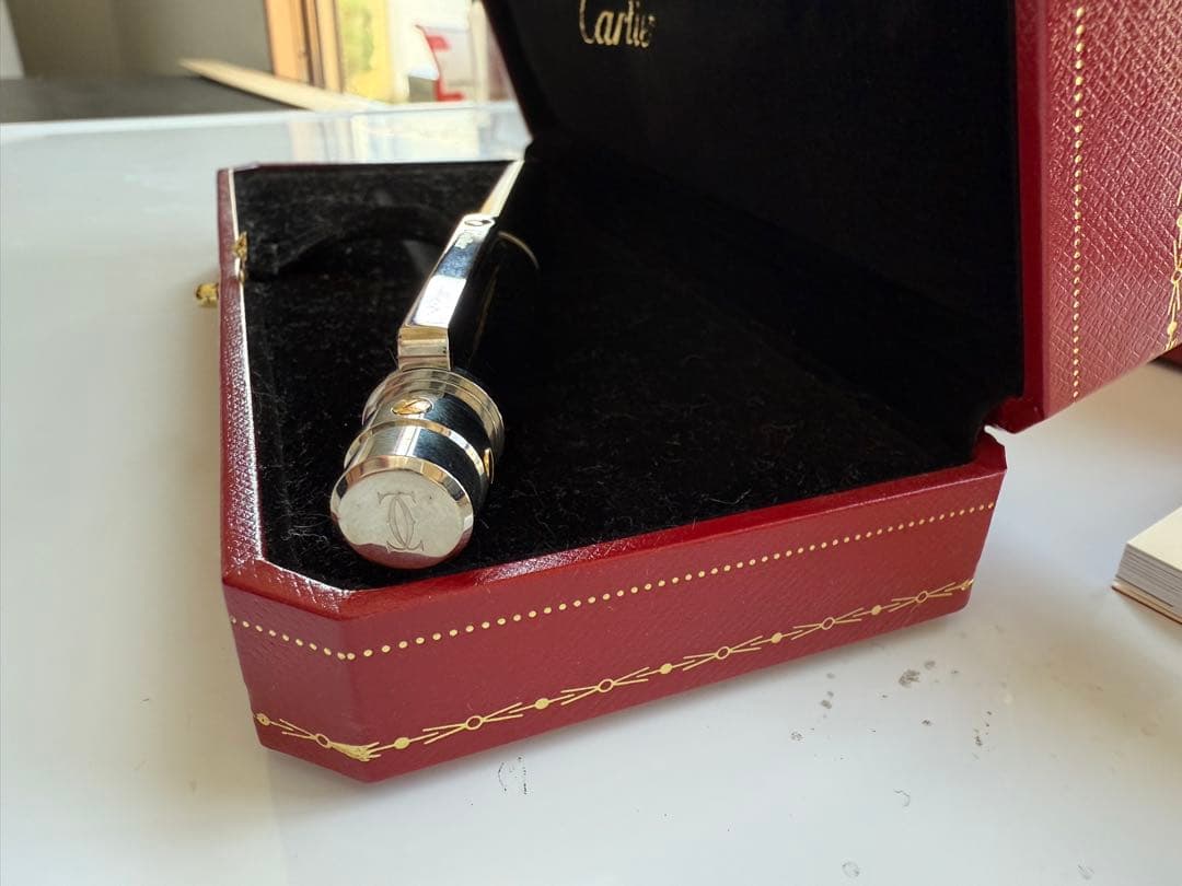 未使用品Cartier ボールペン 本体 専用ケース付き