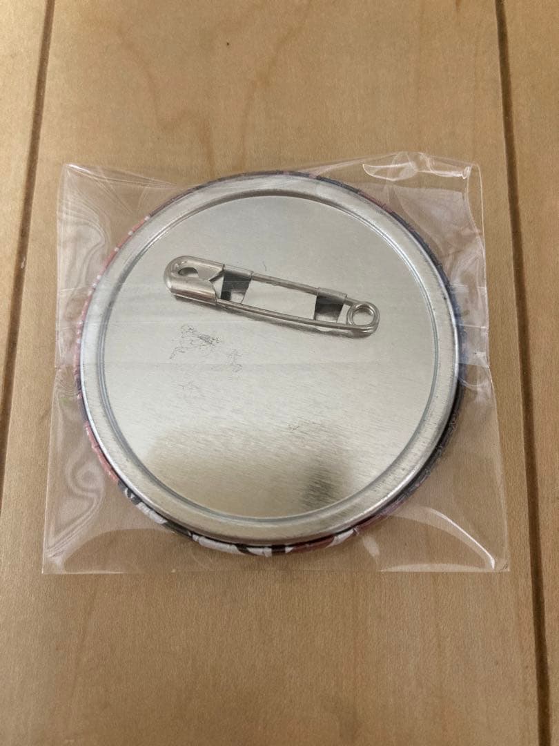 ブルーロック　バレンタイン缶バッジ　糸師冴