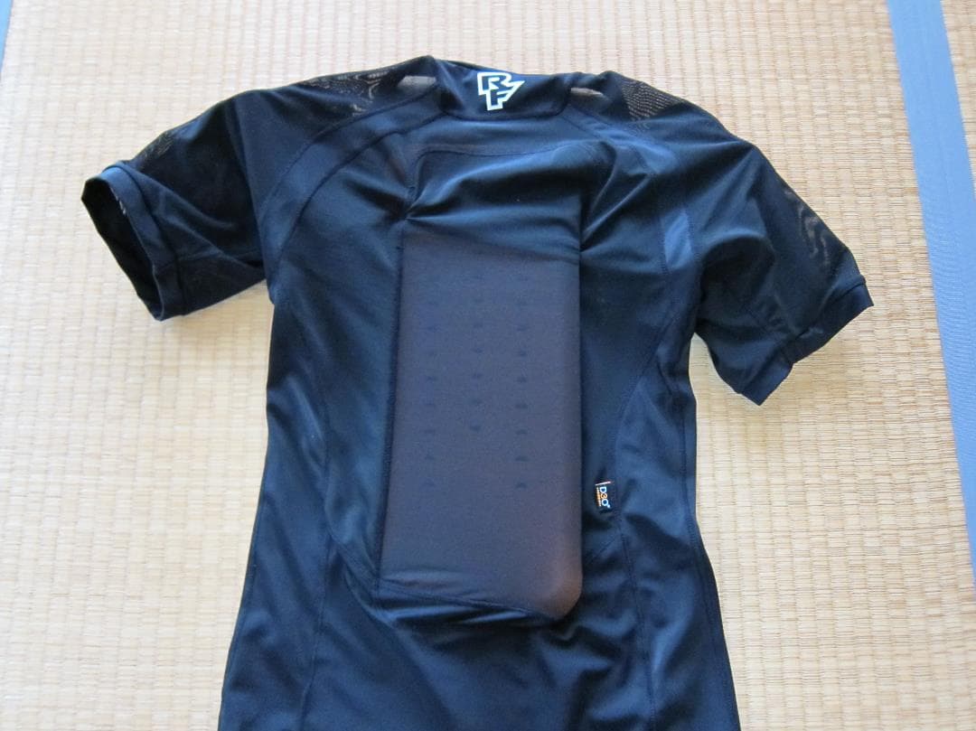 RaceFace　インナー