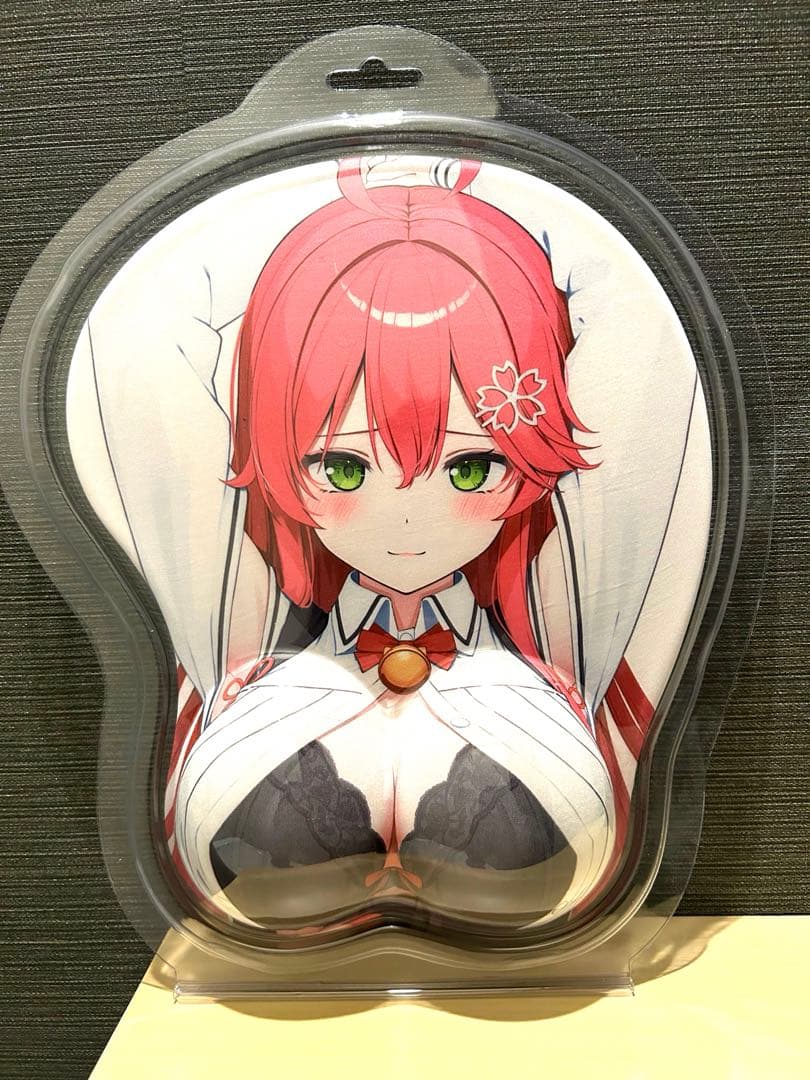 C106 ホロライブ　さくらみこ　おっぱいマウスパッド