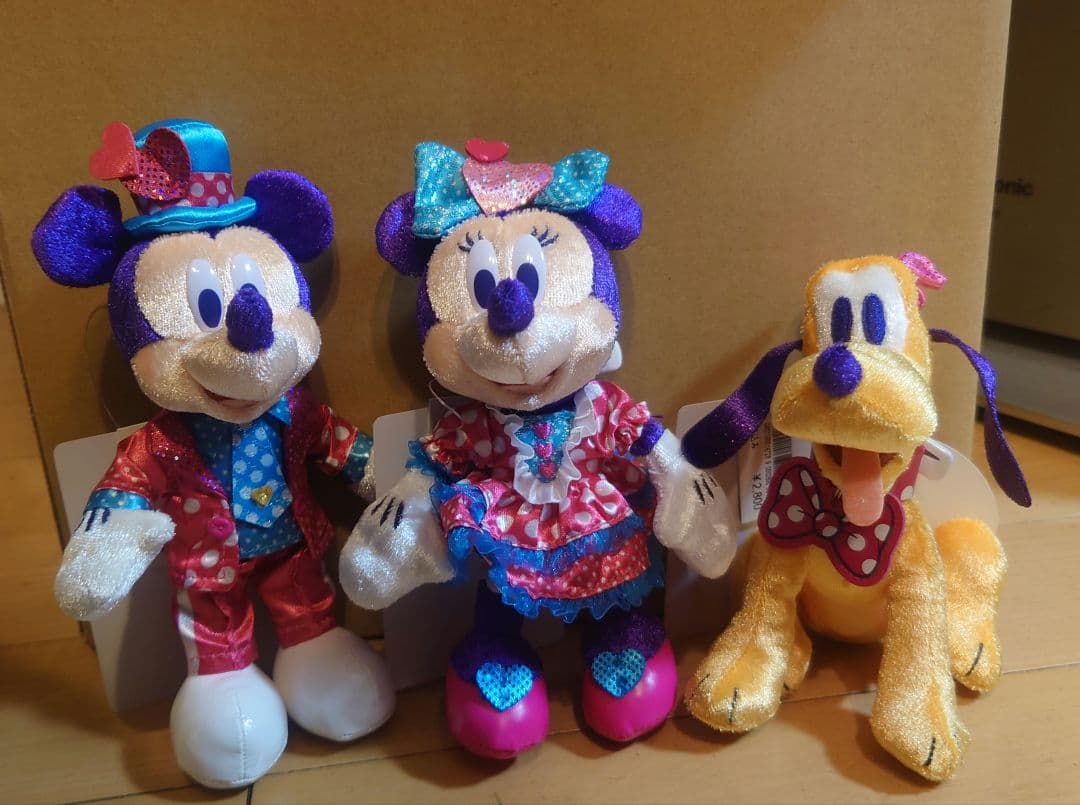 ディズニー　パルパルーザ　ミニーのファンダーランド　ぬいぐるみバッジ