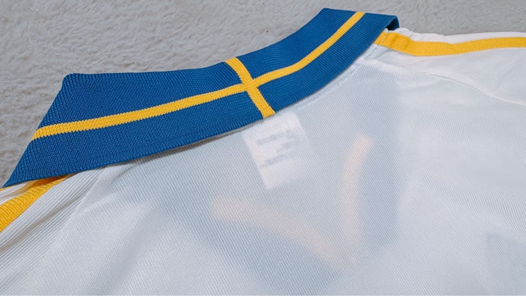 サッカー スウェーデン代表 アウェイ ユニフォーム