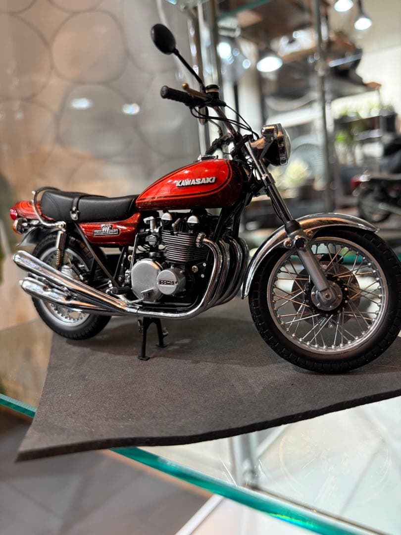 ミニチャンプス カワサキZ1 900