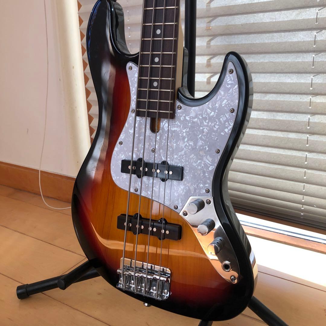 美品　BACCHUS UNIVER SESERIES Jazz Bass　ミニ