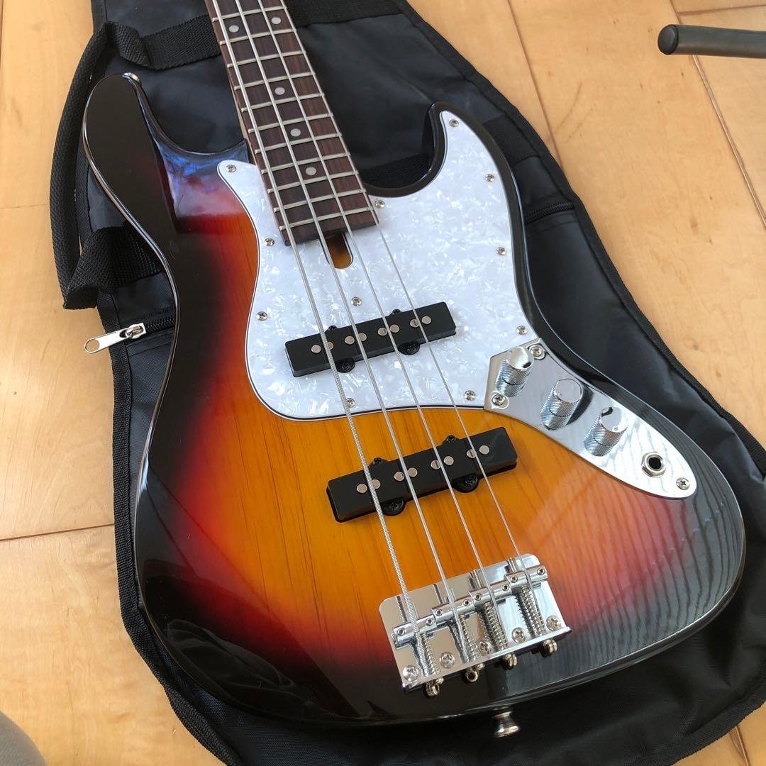 美品　BACCHUS UNIVER SESERIES Jazz Bass　ミニ