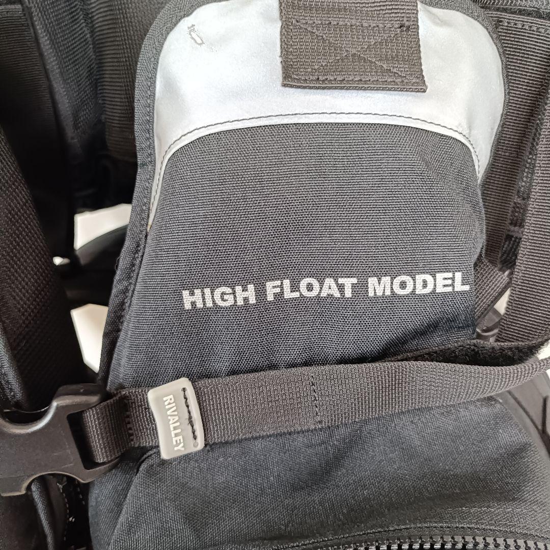 RBB リバレイ ゲームベスト ハイフロートモデル ブラック ポーチ2個付き美品