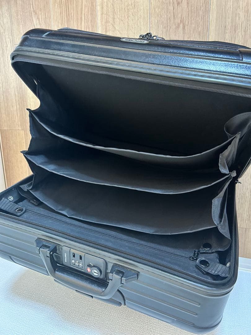 値下げ！リモワ　ルフトハンザ限定　ボレロ40L 格安