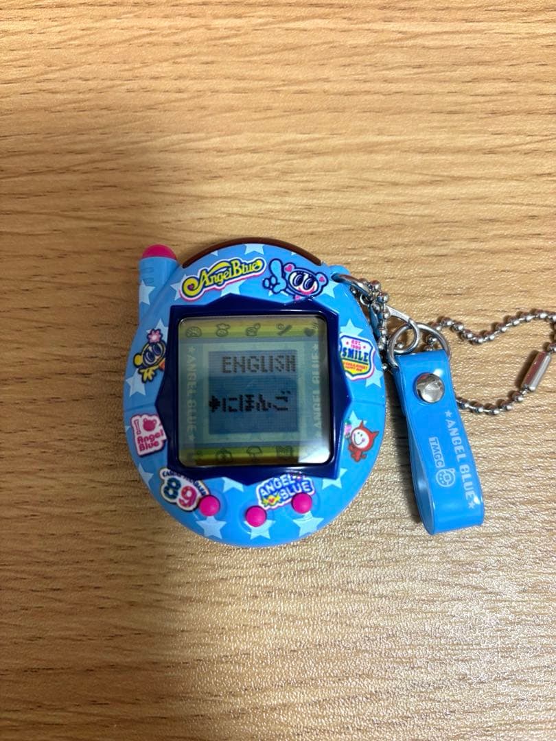 【未使用品】たまごっち コネクション エンジェルブルー　ケース、電池付き