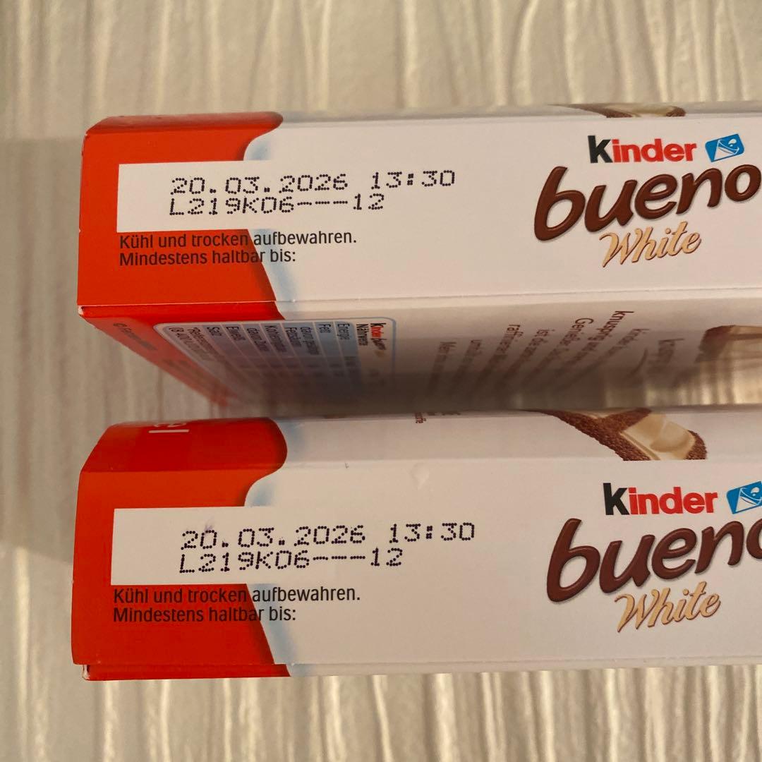 Kinder bueno キンダー　ホワイトチョコ&トレジョ＆リーセス計９点