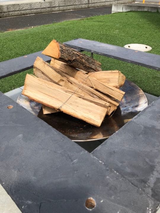 焚き火台テーブル　バーベキューテーブル　BBQ  モールテックス