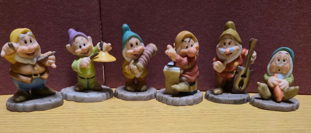 【加藤工芸】ディズニー七人の小人 フィギュア 6体セット