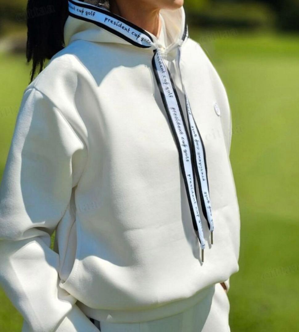 レディースゴルフウェアセットアップ　パーカーフリーサイズ／スカートLサイズ