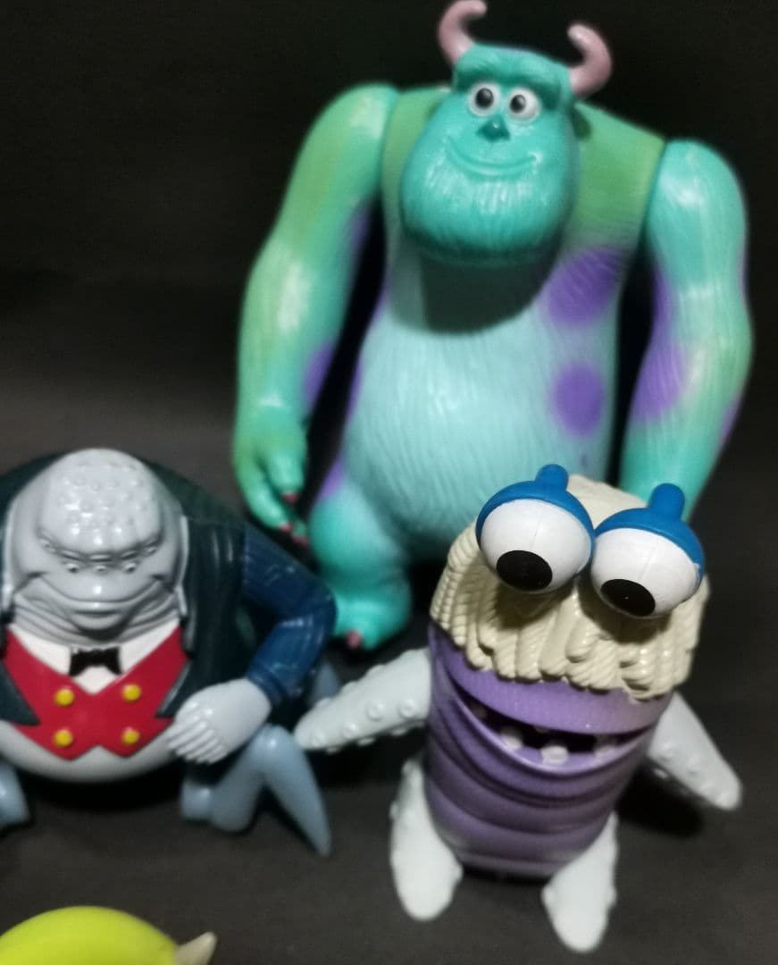 モンスターズ・インク フィギュア 8体セット