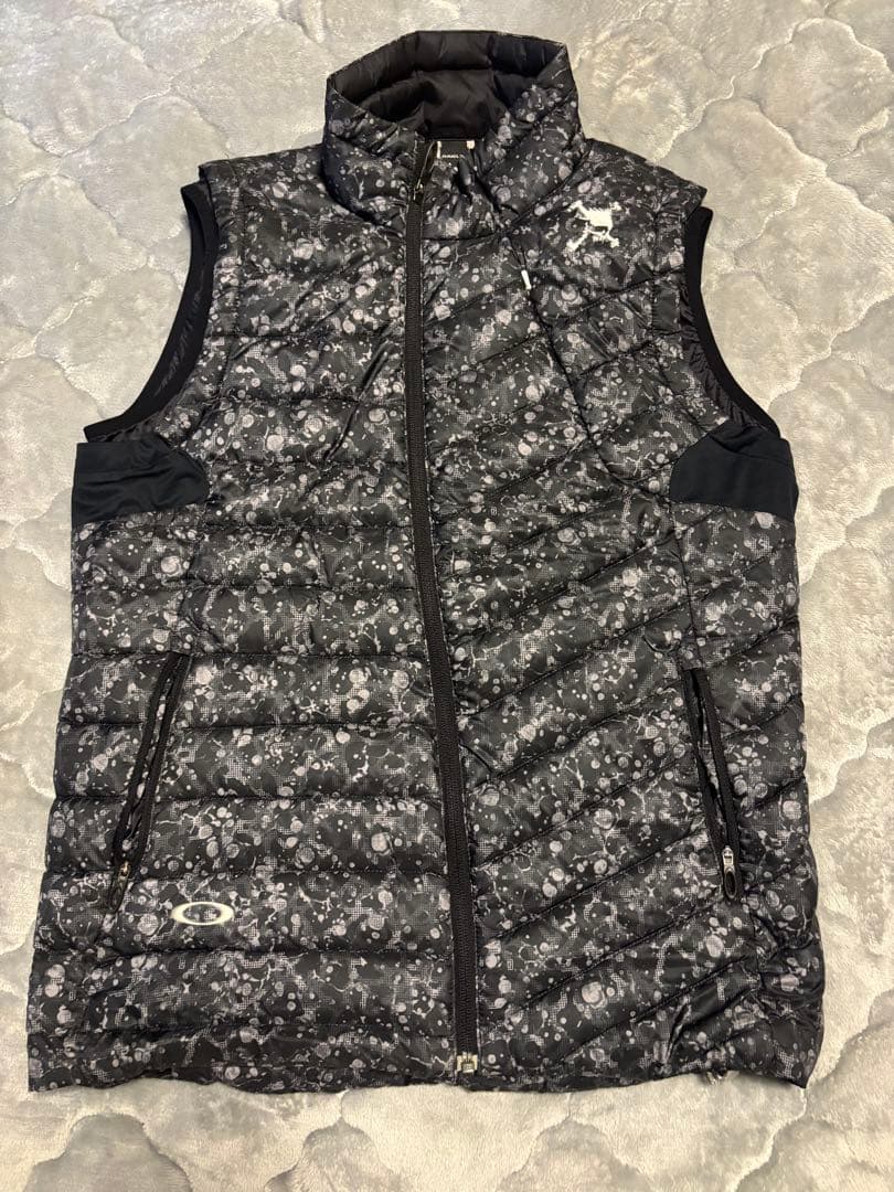 Oakley オークリースカル トランスフォーム ダウンベスト サイズM