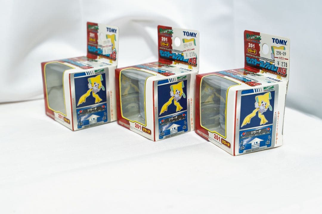 【貴重】モンコレAG 201番 ジラーチ 3体セット