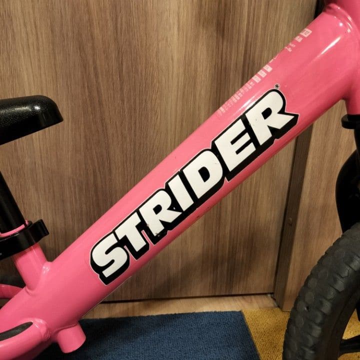 【正規品】STRIDER（ストライダー）12インチ ピンク／約2年使用・美品