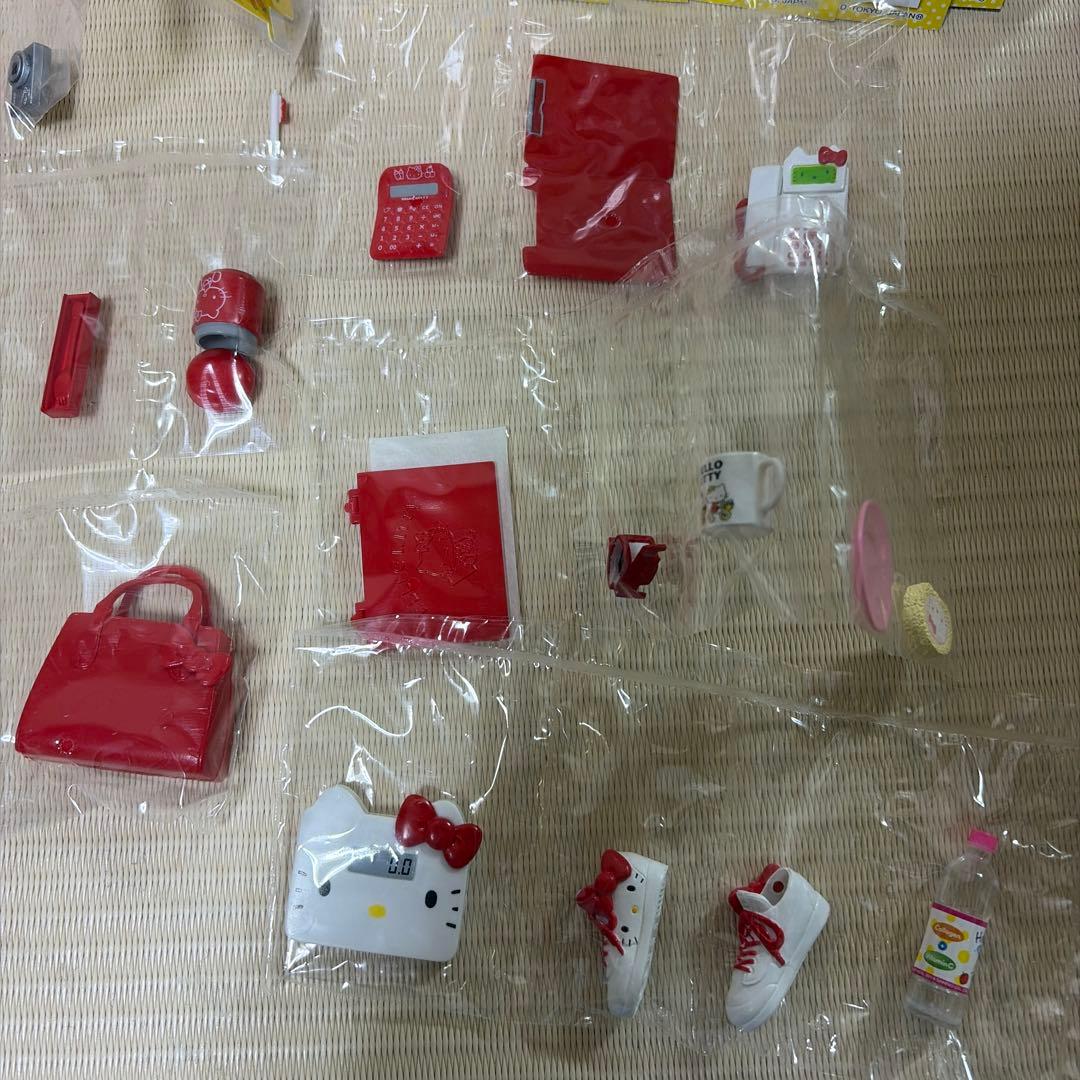 リーメント　ハローキティ　ＯＬライフ　3と5以外の6種　箱付き