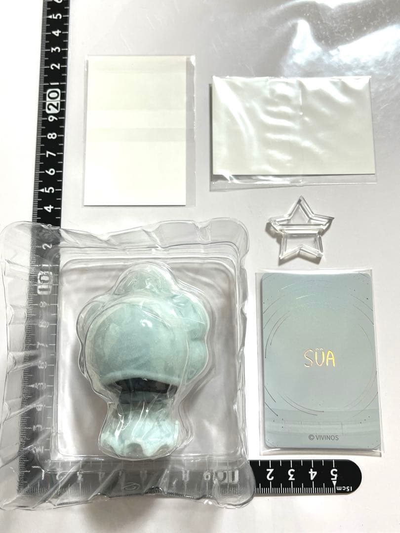 ALIEN STAGE ベビーフィギュア　缶バッジ　箔押しありぱしゃこれ　スア