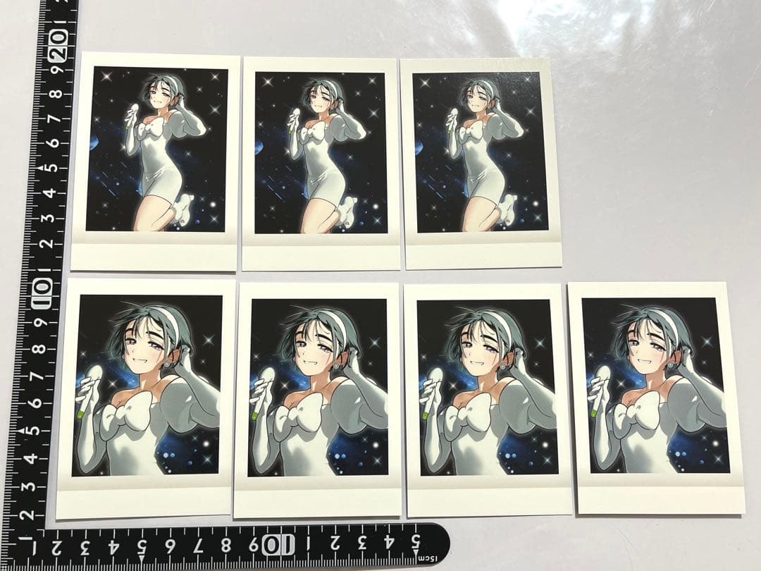 ALIEN STAGE ベビーフィギュア　缶バッジ　箔押しありぱしゃこれ　スア