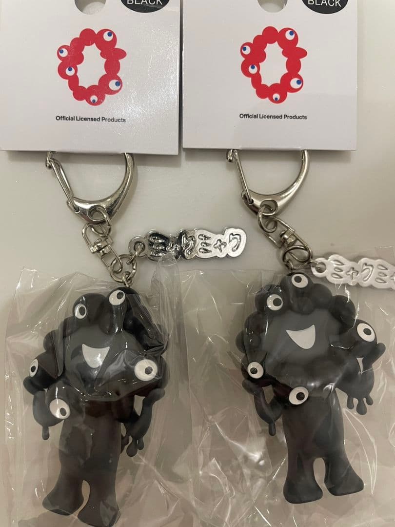 d*n様 EXPO　2025　大阪　関西　万博　黒　ミャクミャク　キーホルダー