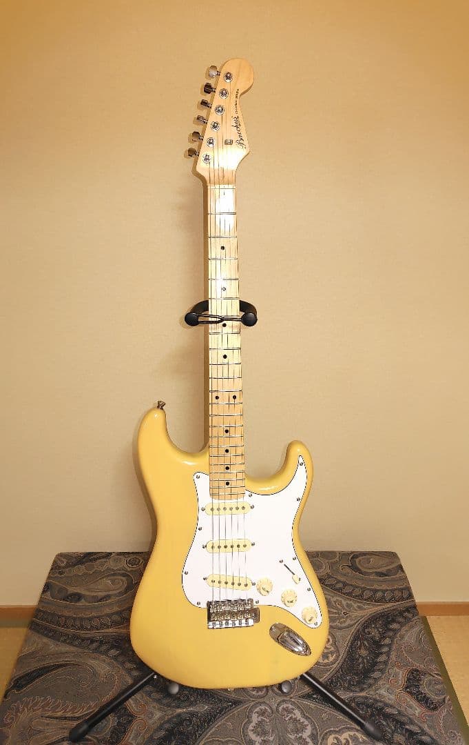 Ｂucchus ストラトタイプ　　　 (入手困難 生産中止モデル)