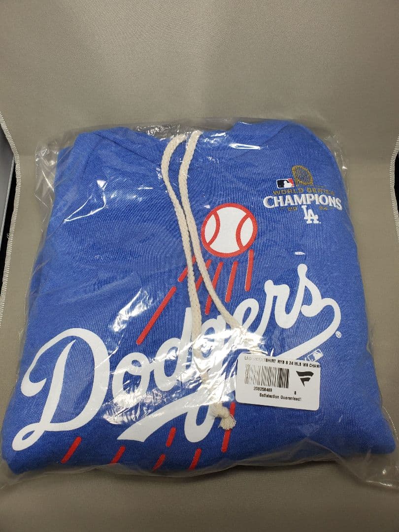 【激レア】大谷翔平 パーカー ドジャース WS優勝記念ver. サイズS MLB