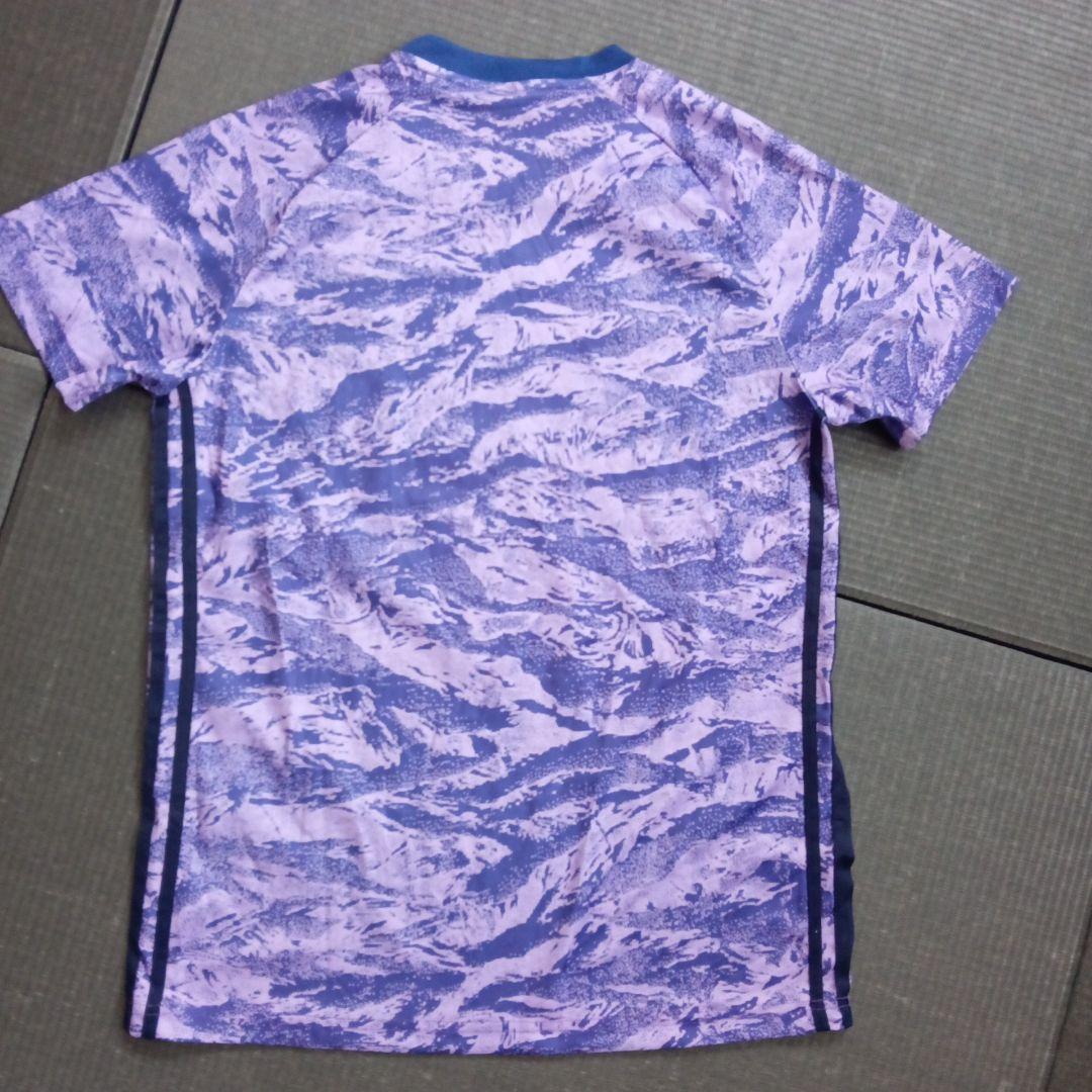 アディダスユベントス 紫迷彩 シャツ Lサイズ