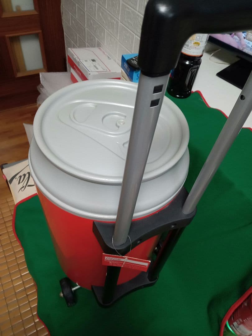 美品未使用Coca-Cola 缶型クーラー 大容量 キャスター付き