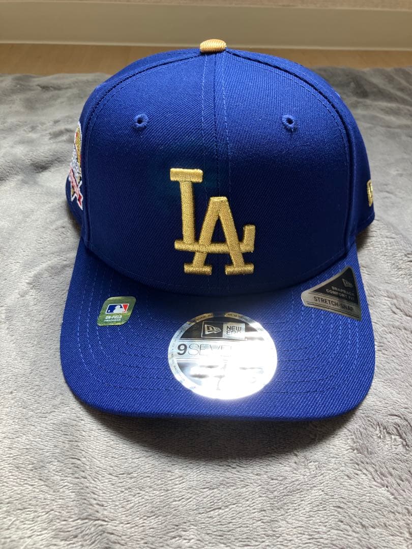 ドジャース優勝記念キャップ 9FIFTY 青　ゴールド　フリーサイズ