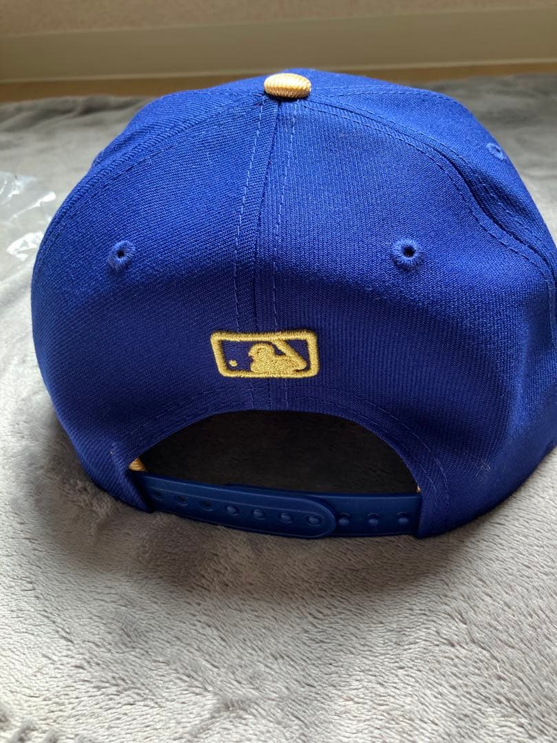 ドジャース優勝記念キャップ 9FIFTY 青　ゴールド　フリーサイズ