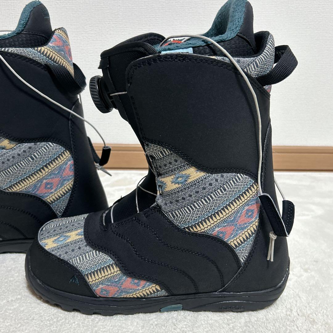 ほぼ未使用 BURTON MINT BOA 24.0レディーススノーボードブーツ