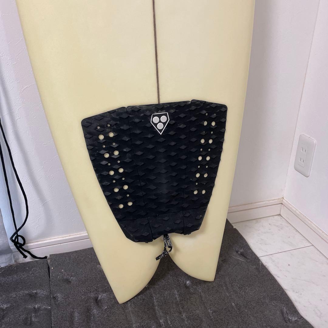 千葉　手渡し限定　アルバム ￼ALBUM ショートボード 白色　EPS クアッド