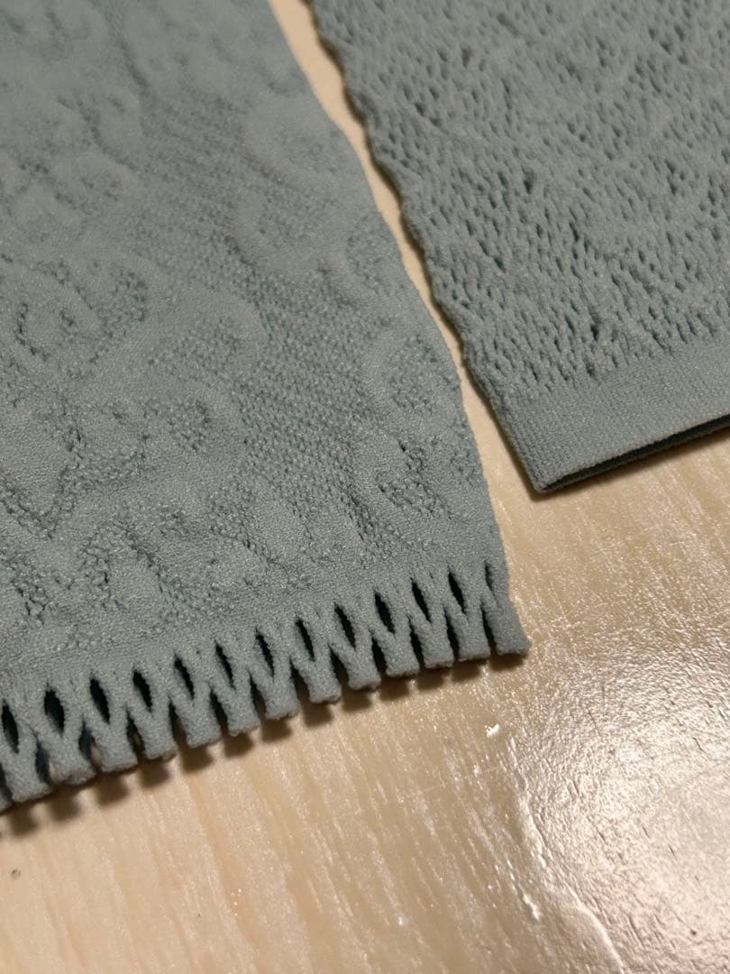 未使用チャコットChacottノーソーイングニット　グラデーションクルーネック