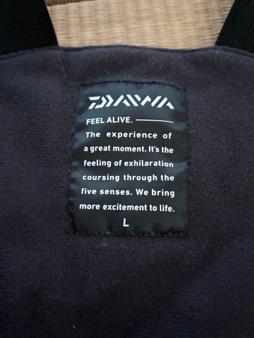 Daiwa 防寒フィッシングスーツ(上下セット) 黒