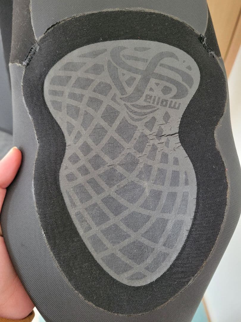 FellowセミドライウェットスーツレディースMBサイズ中古品