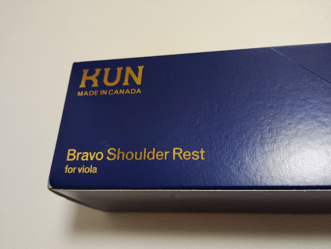 未開封新品　KUN Coussin Bravo violaショルダーレスト肩当て