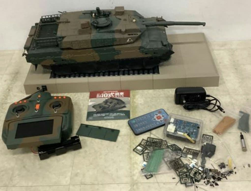 アシェット　陸上自衛隊10式戦車　1/16スケール　中古現状